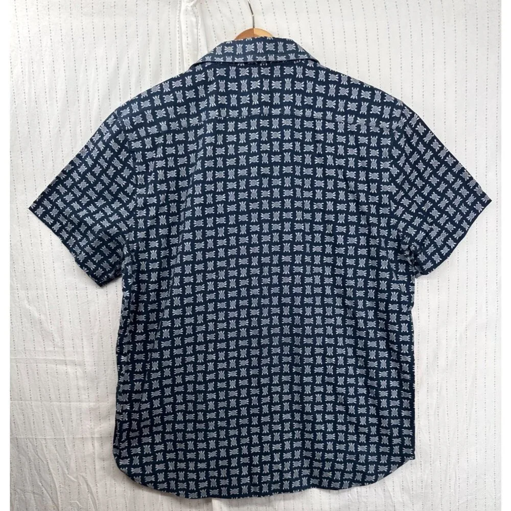 Banana Republic Mens Shirt Sz L Navy Blue Short-Slv ButtonUp Sea Turtles Beachy